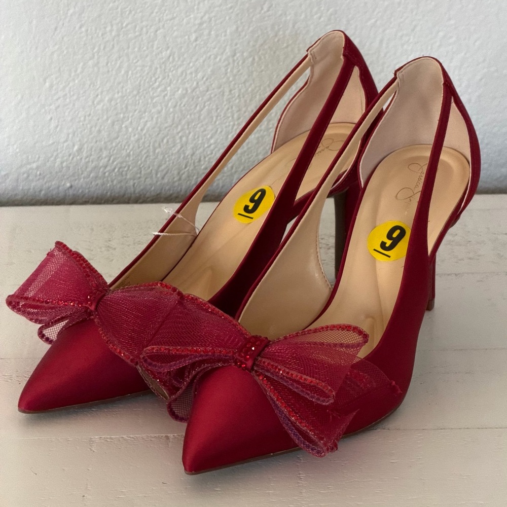 Jessica Simpson Coirah Red Satin Pumps with Statement Bow – Size 9 - Picture 7 of 16